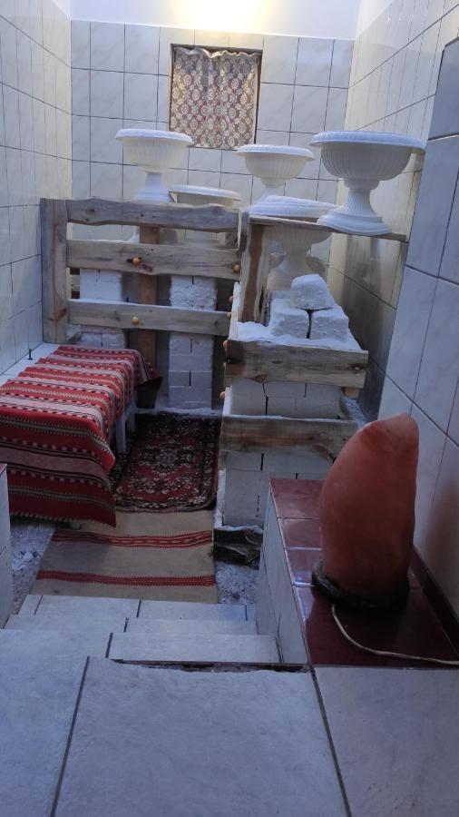 فندق Opusztaszeri Mozes Vendeghaz المظهر الخارجي الصورة